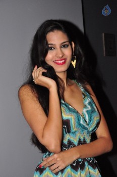Shweta Jadhav Photos - 8 of 41