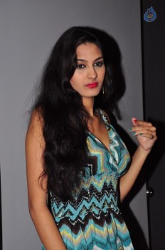 Shweta Jadhav Photos - 9 of 41