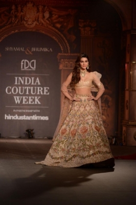 Shyamal And Bhumika At The India Couture Week - 3 of 21