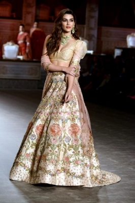 Shyamal And Bhumika At The India Couture Week - 4 of 21