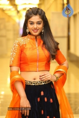 Siddhi Idnani Photos - 4 of 42