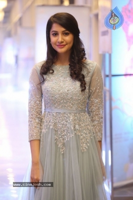 Simran Gallery - 16 of 21