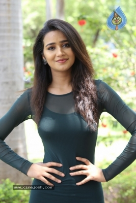Simran Photoshoot - 20 of 20