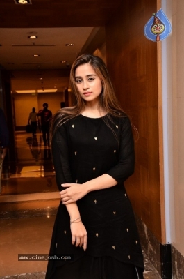 Simrat Juneja Photos - 3 of 21