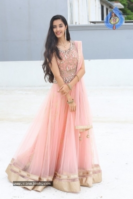 Simrat Kaur Pics - 8 of 30