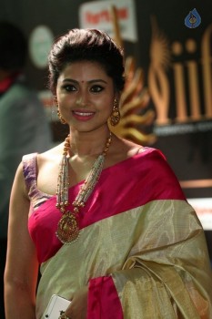 Sneha New Gallery - 17 of 21