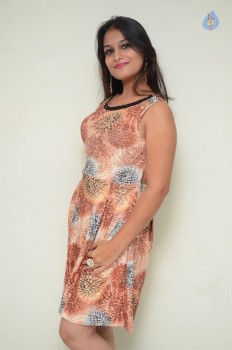 Sonakshi Dixit New Pics - 13 of 42