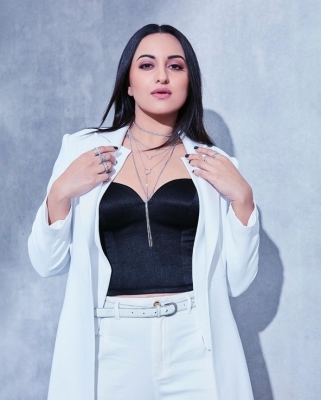 Sonakshi Sinha Stills - 3 of 12