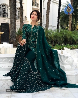 Sonarika Bhadoria Gallery - 11 of 17