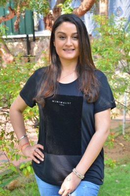 Sonia Agarwal New Pics - 17 of 17