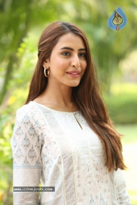 Sophia Singh Photos - 2 of 21