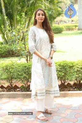 Sophia Singh Photos - 7 of 21