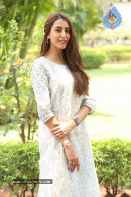 Sophia Singh Photos - 19 of 21