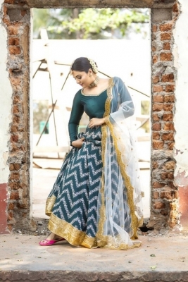 Sreemukhi Photos - 3 of 5