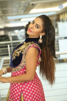 Sri Reddy Mallidi New Photos - 7 of 42