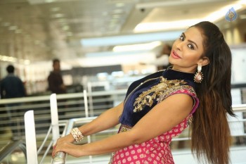 Sri Reddy Mallidi New Photos - 10 of 42