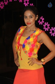 Sri Reddy Pics - 16 of 39