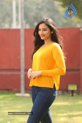 Srinidhi Shetty Photos - 7 of 20