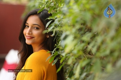 Srinidhi Shetty Photos - 9 of 20