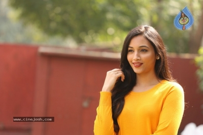 Srinidhi Shetty Photos - 10 of 20