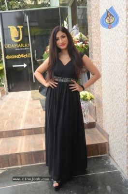 Sufi Khan Photos - 9 of 21