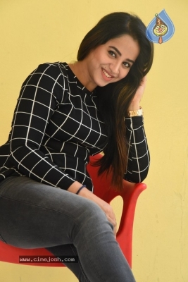 Swathi Deekshith Stills - 13 of 40