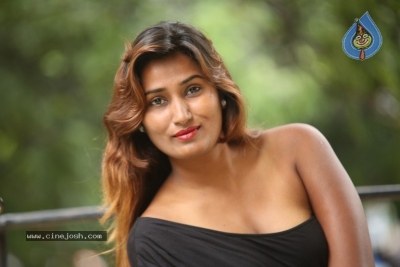 Swathi Naidu New Pics - 27 of 32