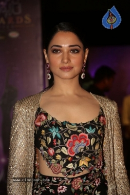 Tamanna at Zee Apsara Awards - 12 of 42