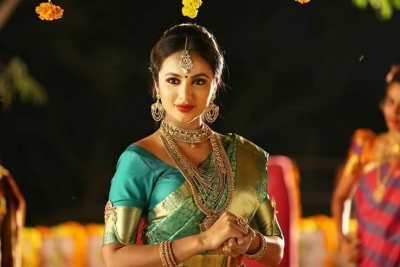 Tejaswi Madivada Photos - 5 of 12