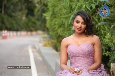 Tejaswi Mandava Photos - 19 of 21