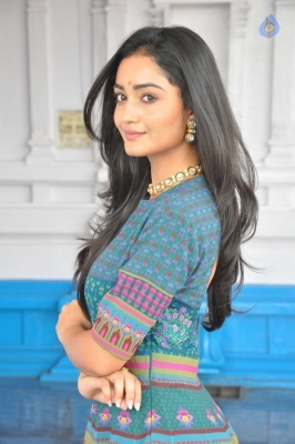 Tridha Choudhury Photos - 11 of 21