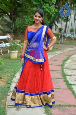 TV Serial Actress Gagana Photos - 10 of 14