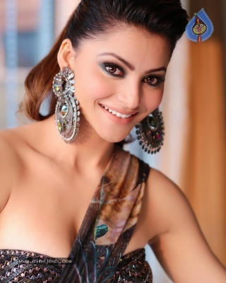 Urvashi Rautela Photos - 16 of 37