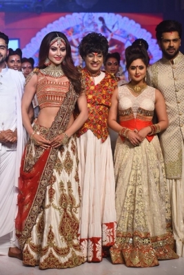 Urvashi Rautela Showstopper  Photos - 19 of 19