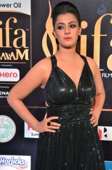 Varalakshmi Pics at IIFA 2017 - 4 of 39