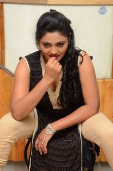 Vasavi Reddy New Photos - 23 of 29