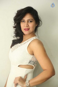 Vijaya Murthy Photos - 16 of 36