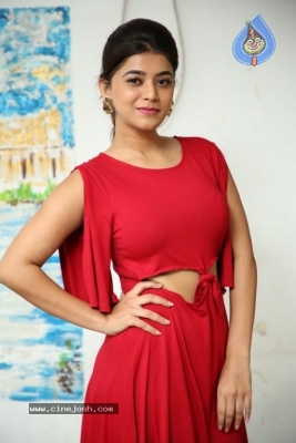 Yamini Bhaskar New Pics - 10 of 20