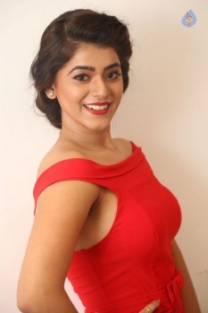 Yamini Bhaskar New Pics - 3 of 39