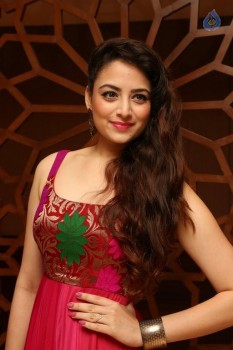 Zoya Afroz Photos - 15 of 32