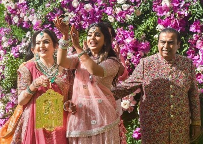 Akash Ambani and Shloka Mehta Wedding Reception Photos
