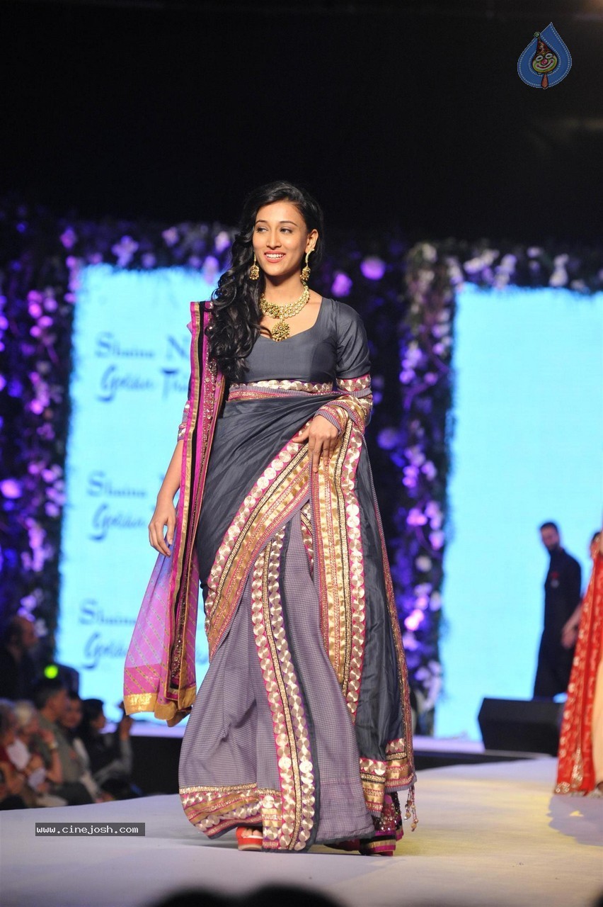 10th Annual Caring with Style Fashion Show - 11 / 141 photos