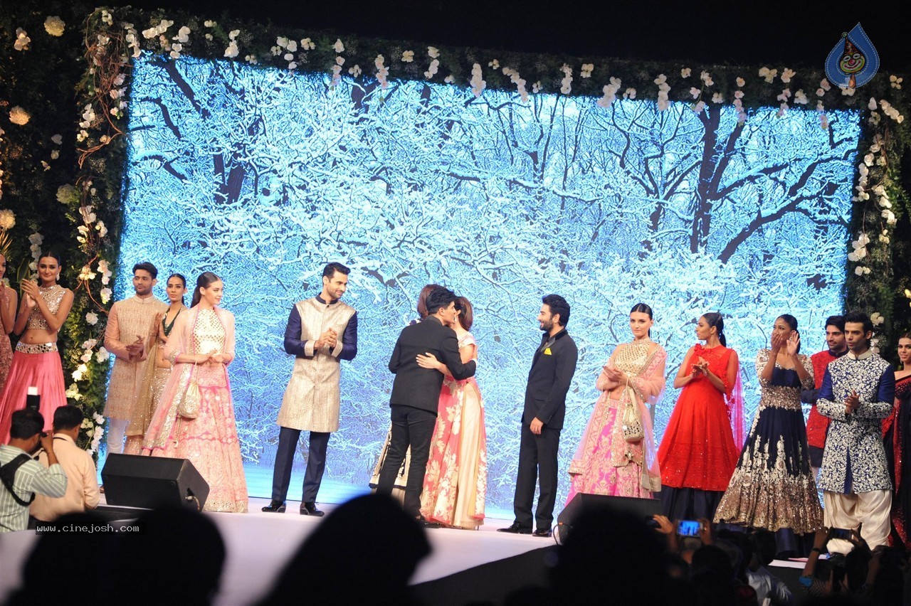 10th Annual Caring with Style Fashion Show - 25 / 141 photos