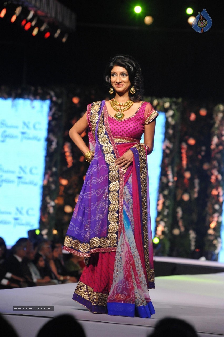 10th Annual Caring with Style Fashion Show - 49 / 141 photos