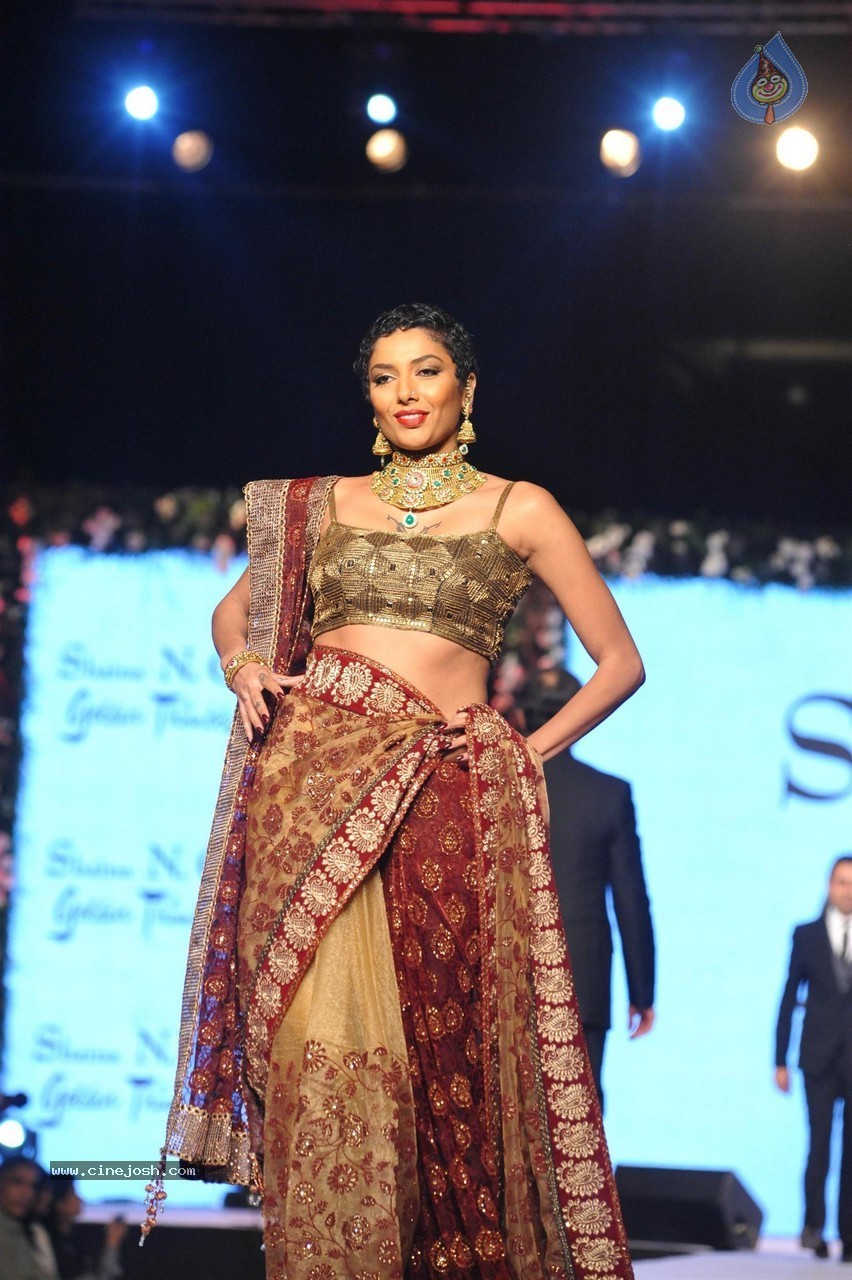 10th Annual Caring with Style Fashion Show - 89 / 141 photos