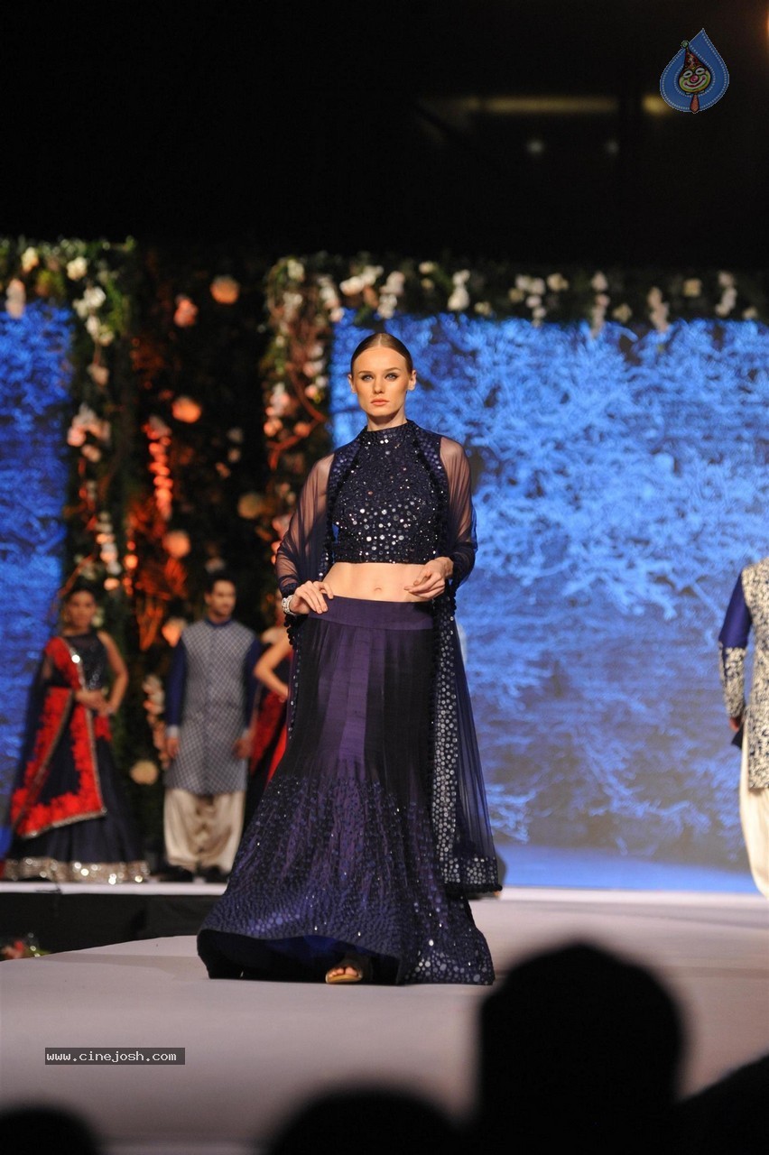 10th Annual Caring with Style Fashion Show - 96 / 141 photos