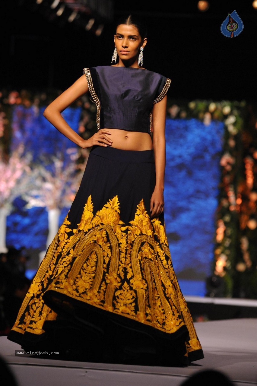 10th Annual Caring with Style Fashion Show - 122 / 141 photos