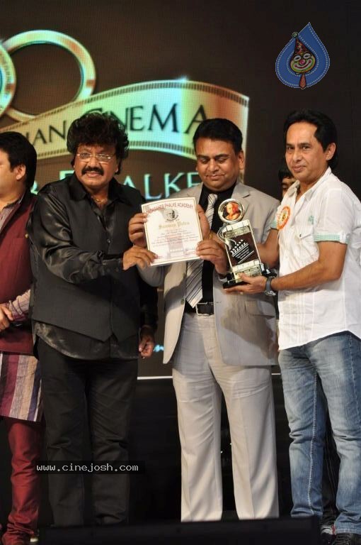 143rd Dadasaheb Phalke Academy Awards 2012 - 10 / 51 photos