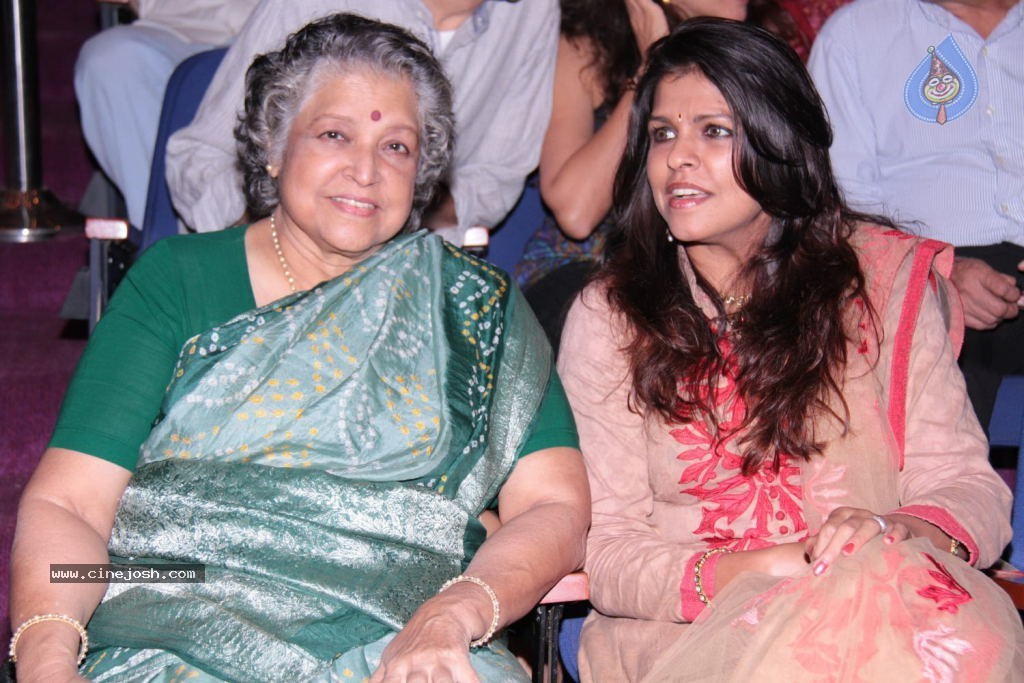 14th Mumbai Film Festival Closing Ceremony - 2 / 40 photos