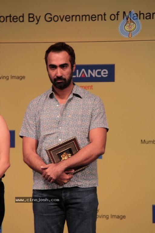 14th Mumbai Film Festival Closing Ceremony - 5 / 40 photos